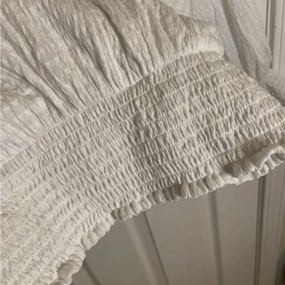 ANTHROPOLOGIE White Long Sleeve Rebecca Smocked Top - Picture 8 of 12